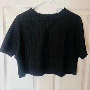 CUTE BLACK CROP TOP WITH THIN WHITE STRIPES